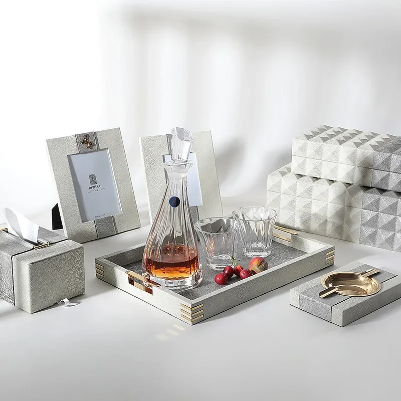 Acessórios de mesa em couro: c - Bamboo Photo Frame avaliação e preço